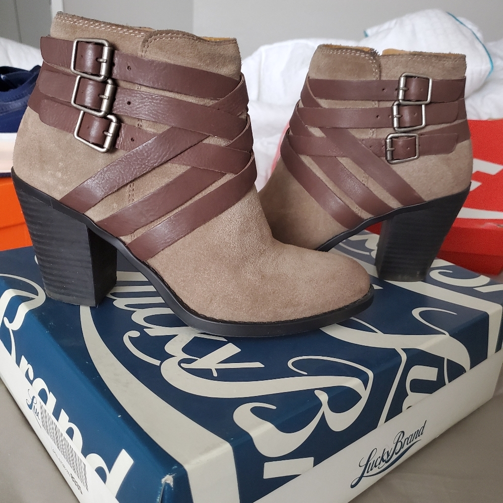 Ankle boots by Lucky